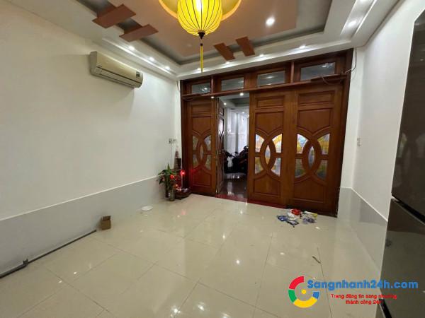 Sang Nhượng Nhà Trọ Ở Trung Tâm Quận 10
