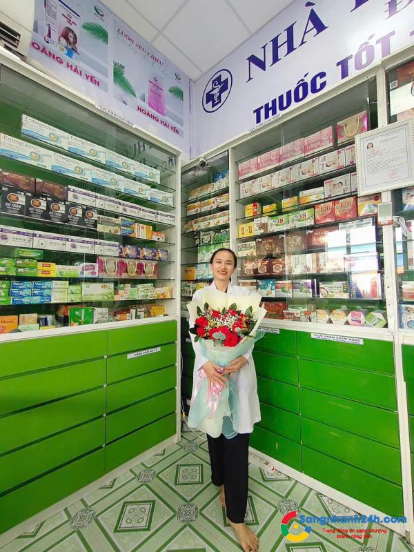 Sang nhà thuốc tây