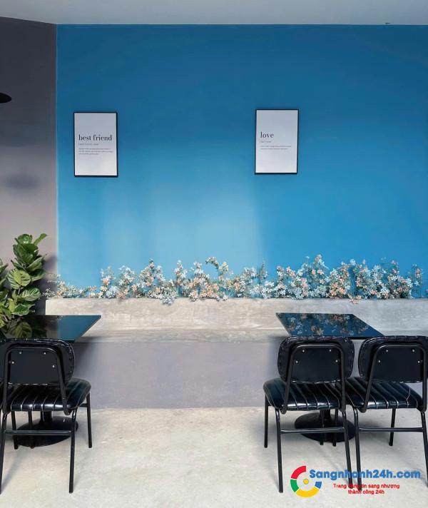 Sang quán cafe