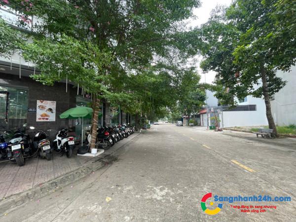 Sang quán cafe