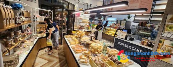 Sang quán cafe