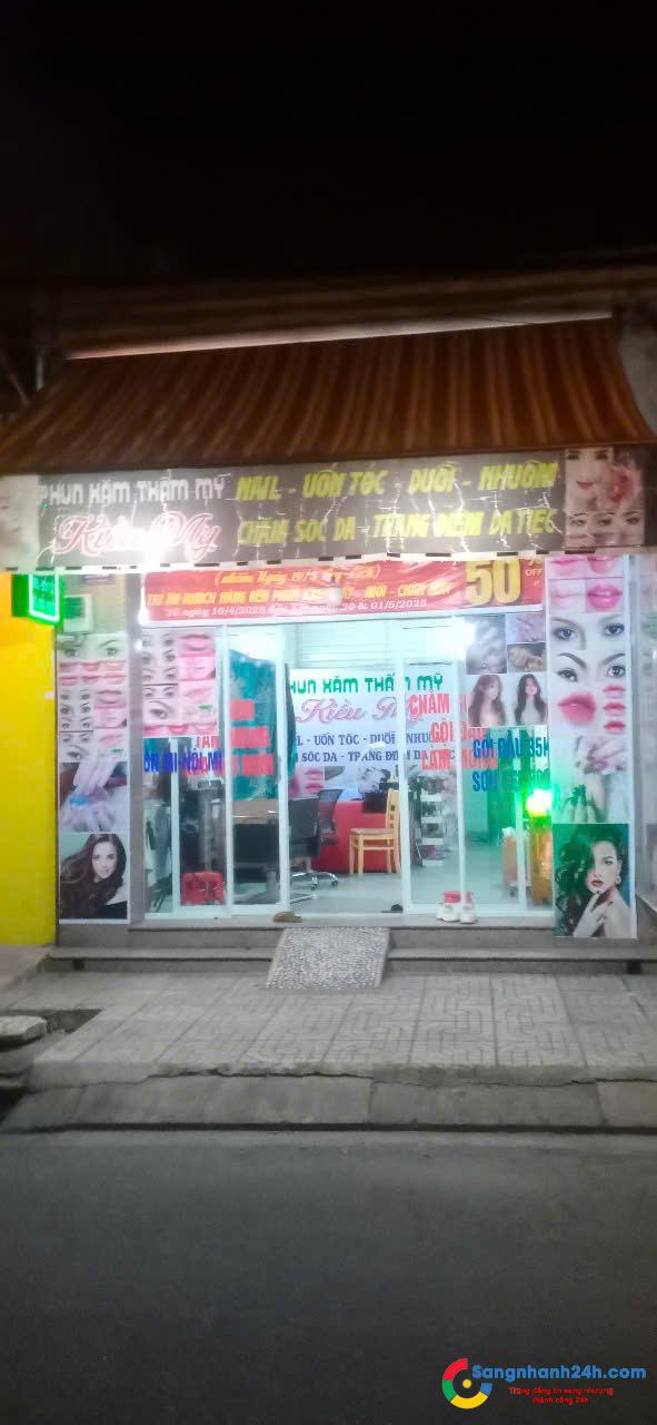 Cần Sang Nhượng Tiệm Tóc - Nail Ở Quận Tân Phú