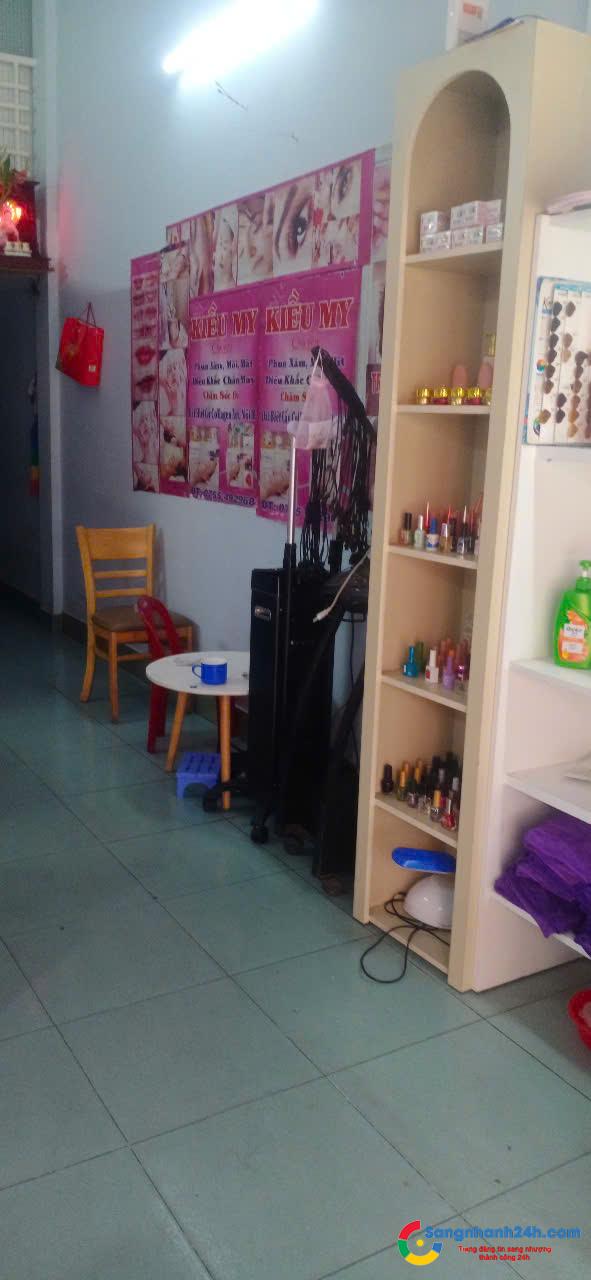 Sang tiệm tóc - nail