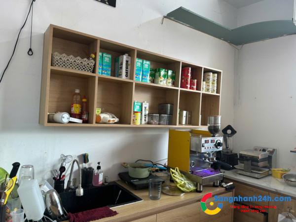 Quán trà sữa - sinh tố