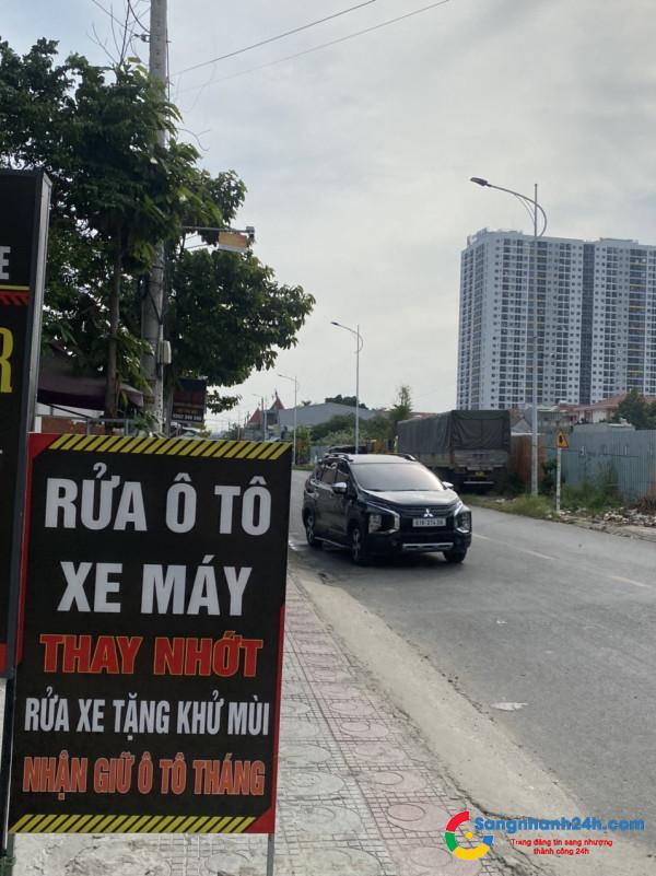 Sang tiệm rửa - sửa xe