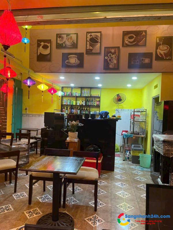 Sang quán cafe