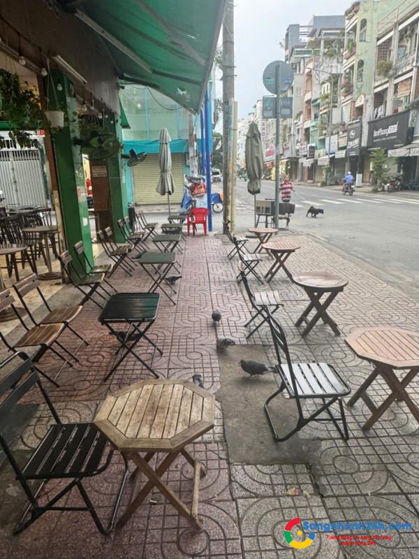 Sang quán cafe