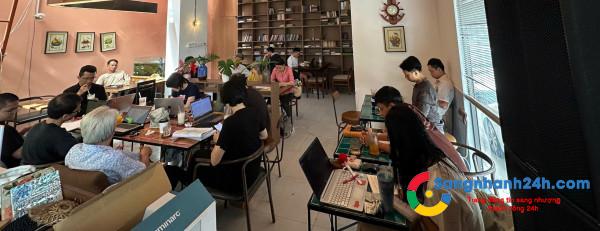Sang quán cafe