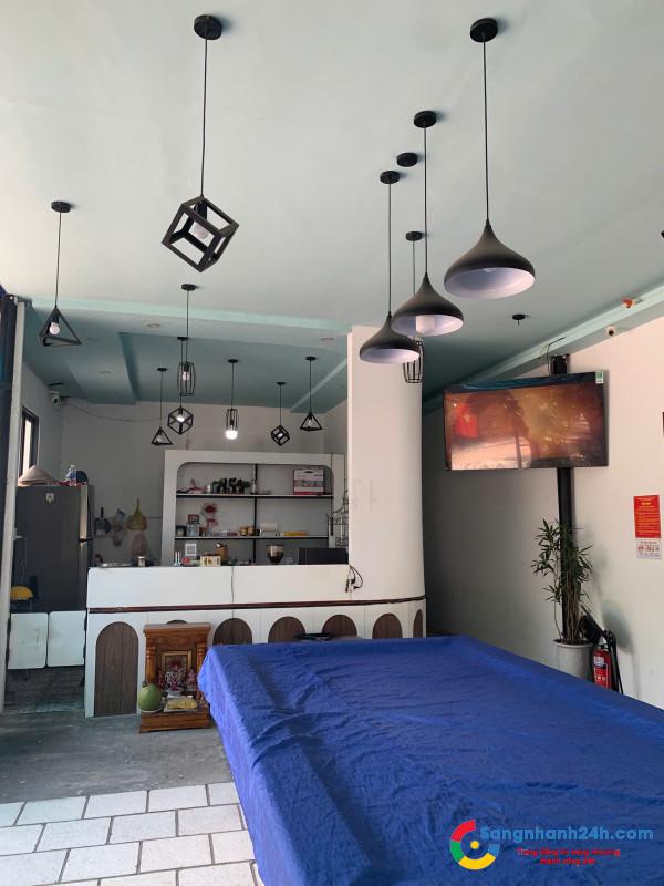 Sang quán cafe