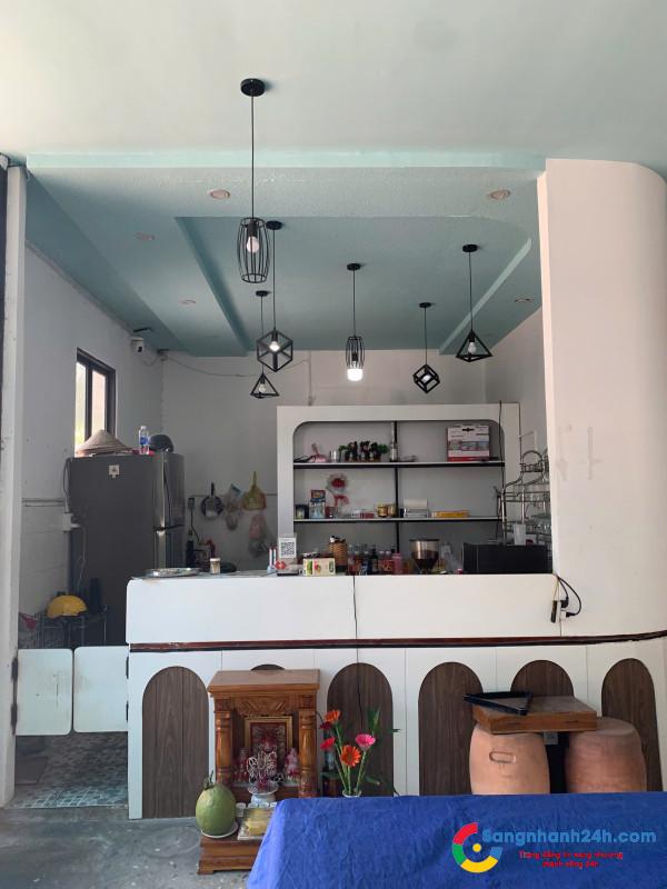 Sang quán cafe