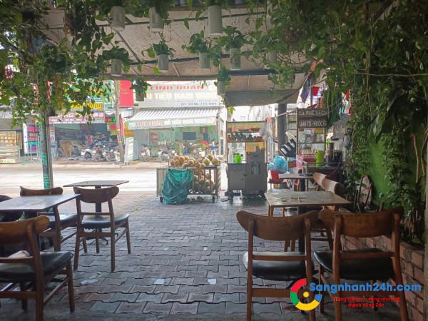 Sang quán cafe
