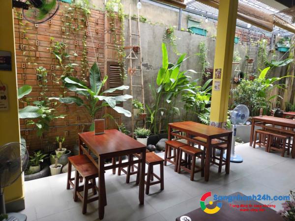 Sang quán cafe