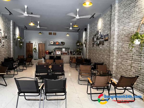 Sang quán cafe