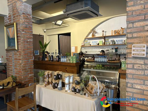 Sang nhà hàng Sang nhà hàng