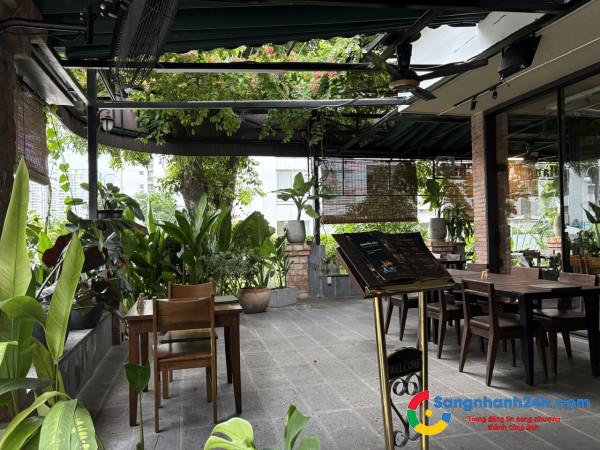 Sang nhà hàng Sang nhà hàng