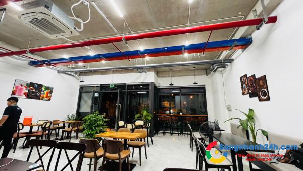 Sang quán cafe