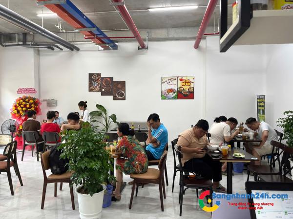 Sang quán cafe