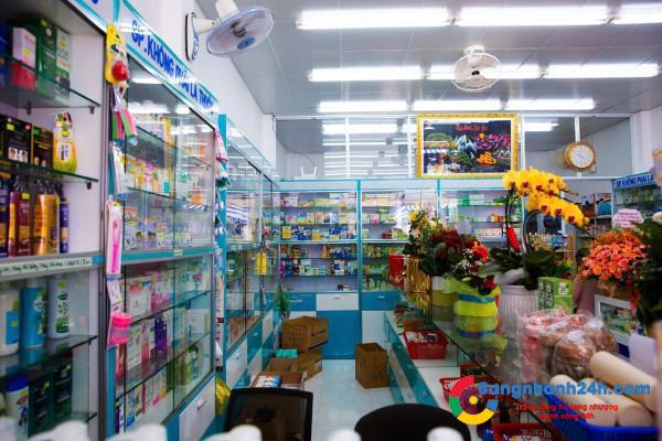Sang nhà thuốc tây