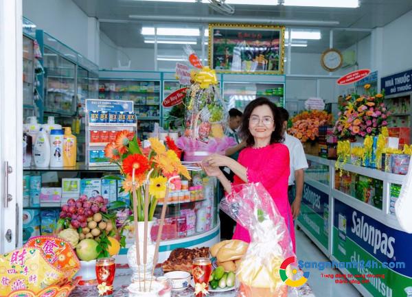 Sang nhà thuốc tây