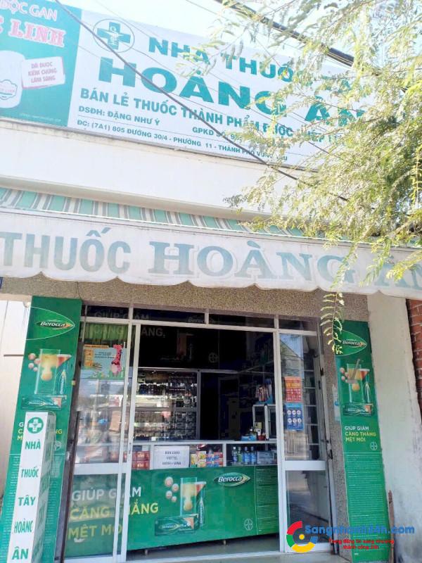 SANG NHƯỢNG NHÀ THUỐC ĐANG HOẠT ĐỘNG ỔN ĐỊNH – MẶT TIỀN ĐƯỜNG LỚN PHƯỜNG PHƯỚC THẮNG, TP.HCM