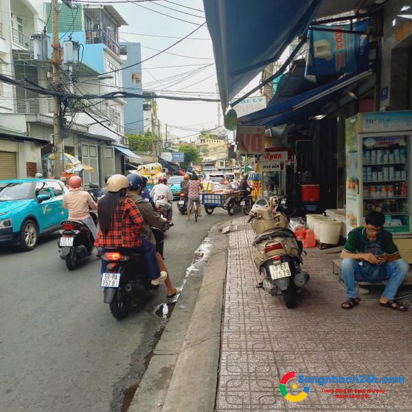 SANG TIỆM TẠP HÓA ĐÔNG KHÁCH GẦN CHỢ 