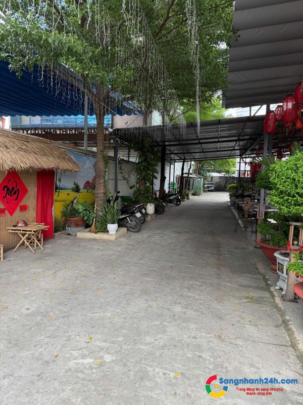 Sang quán cafe