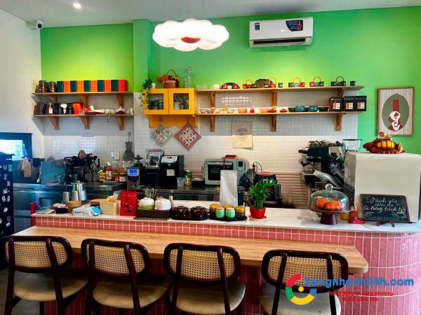 Sang quán cafe