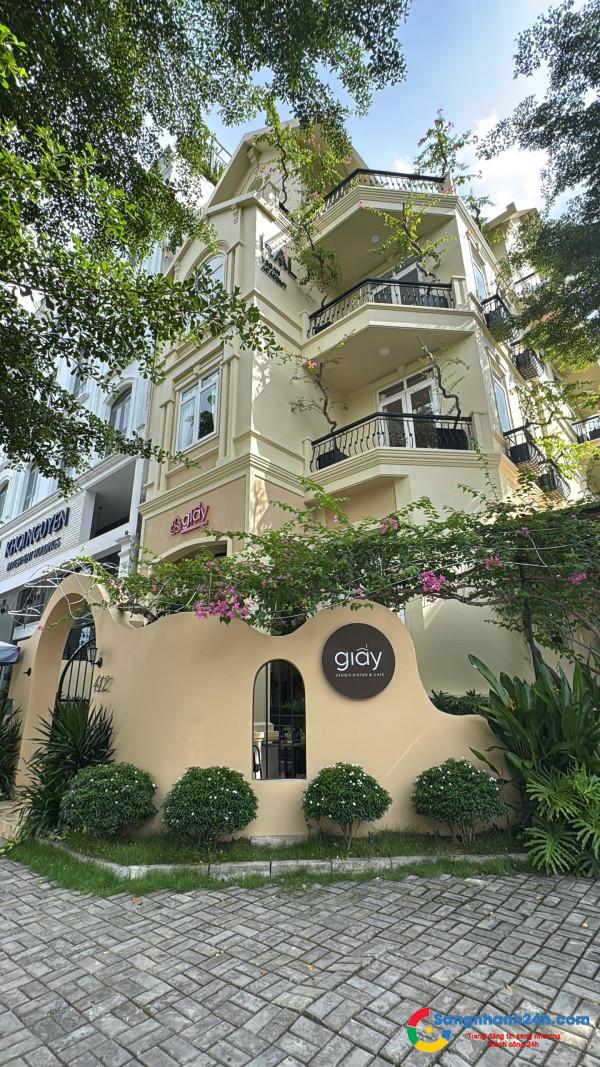 SANG NHƯỢNG QUÁN CAFE BIỆT THỰ GÓC ĐẲNG CẤP PHÚ MỸ HƯNG – QUẬN 7 