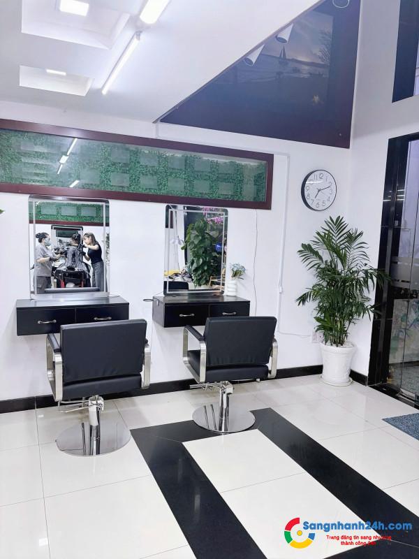 Sang tiệm tóc - nail