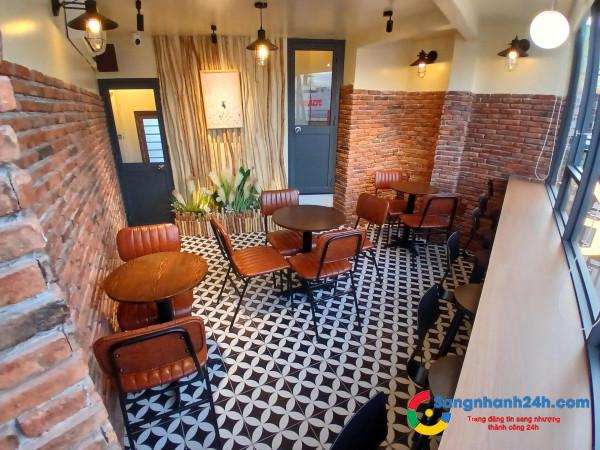 Sang quán cafe