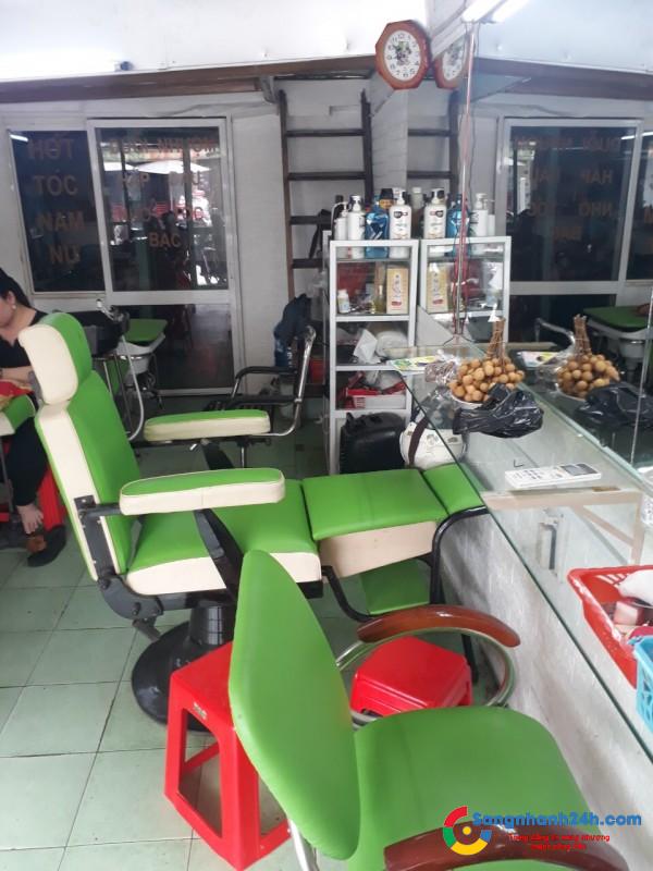Top 10 tiệm salon tóc Huyện Hóc Môn TPHCM uy tín đẹp nhất  ALONGWALKER